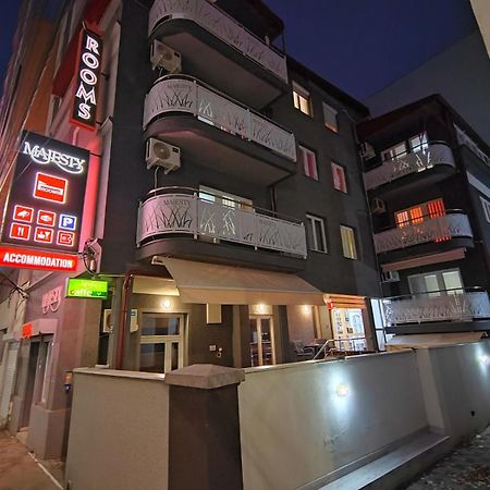Bed And Breakfast Majesty Nis Exterior foto