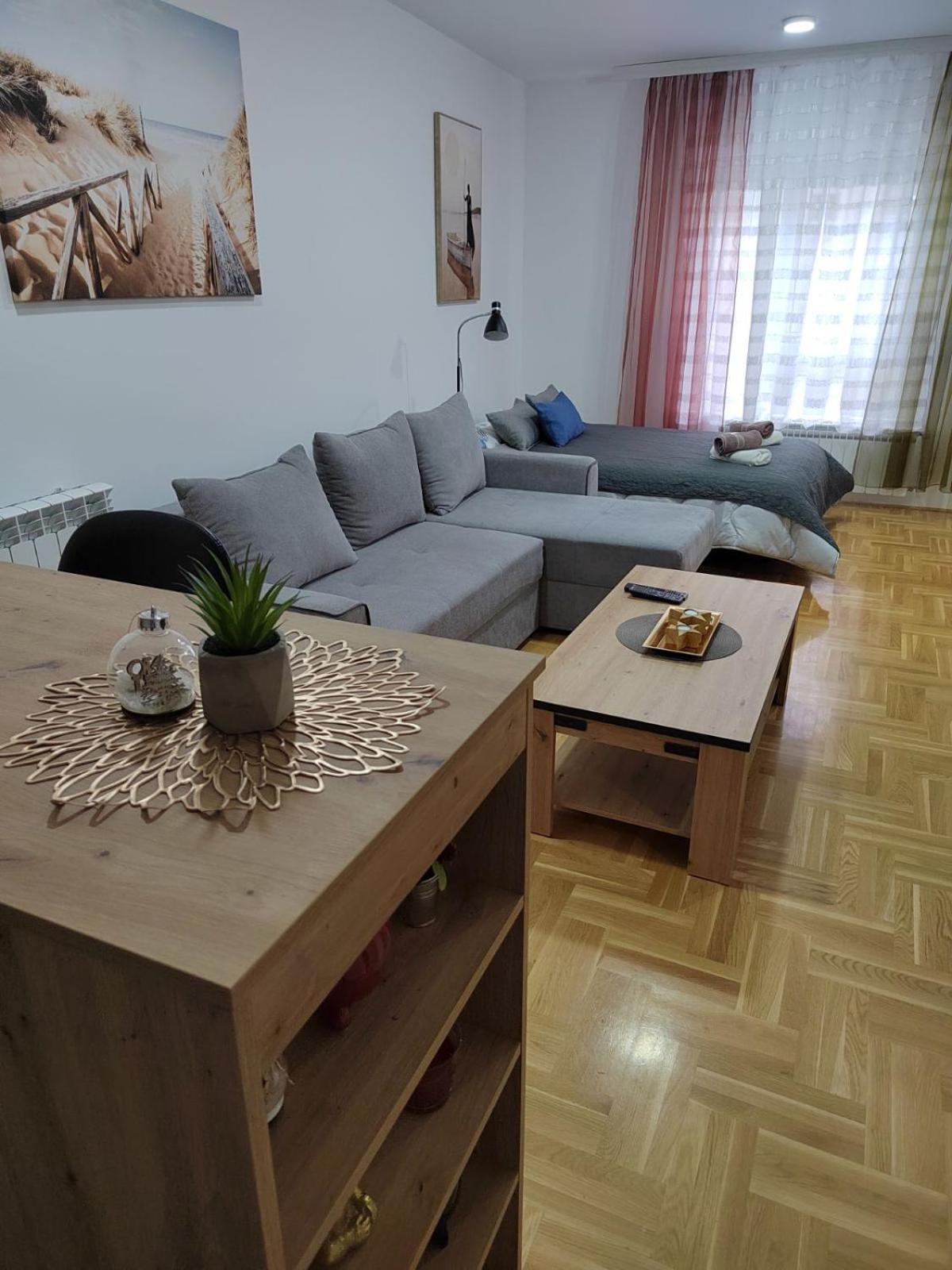 Bed And Breakfast Majesty Nis Quarto foto